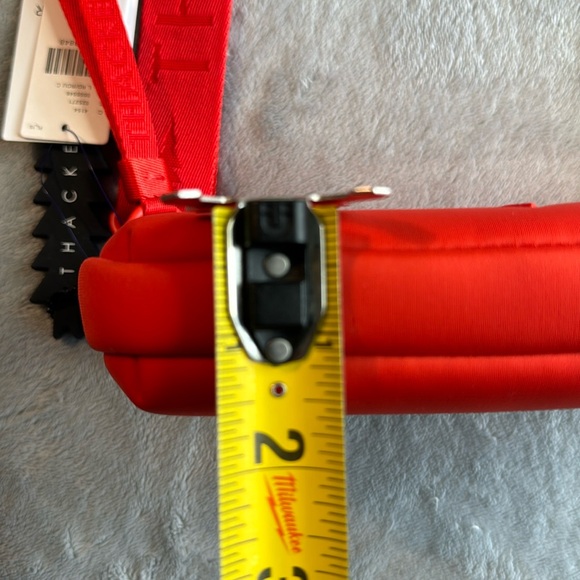 NWT Thacker Cocoon 3 In 1 Phone Bag Crossbody Beltbag Wristlet Red/Orange - Picture 16 of 16